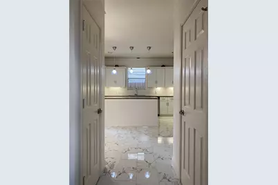 2604 Hopkins Street #1/2, Houston, TX 77006 - Photo 11