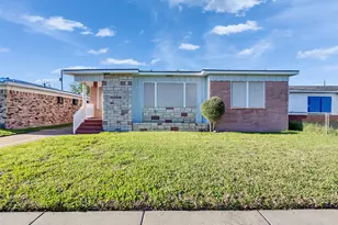 5108 Ave L St, Galveston, TX 77551 - Photo 1