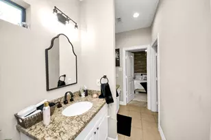 6319 Nowlin Dr, Baytown, TX 77521 - Photo 35