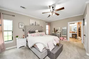 6319 Nowlin Dr, Baytown, TX 77521 - Photo 39