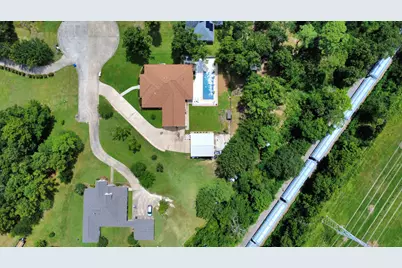 6319 Nowlin Drive, Baytown, TX 77521 - Photo 5