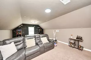 6319 Nowlin Dr, Baytown, TX 77521 - Photo 43