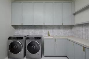 1919 Potomac Dr, Houston, TX 77057 - Photo 17