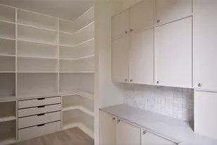 1919 Potomac Dr, Houston, TX 77057 - Photo 13