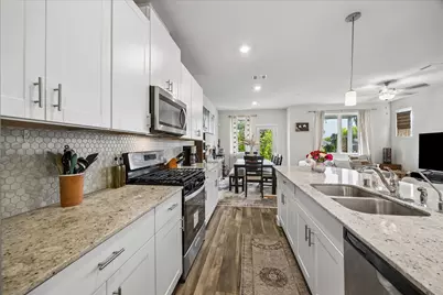 14827 Silent Gulf Avenue, Houston, TX 77082 - Photo 9