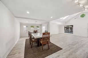 905 Harvard St, Houston, TX 77008 - Photo 13