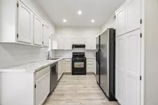 905 Harvard St, Houston, TX 77008 - Photo 19