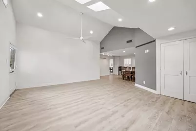 905 Harvard Street, Houston, TX 77008 - Photo 11
