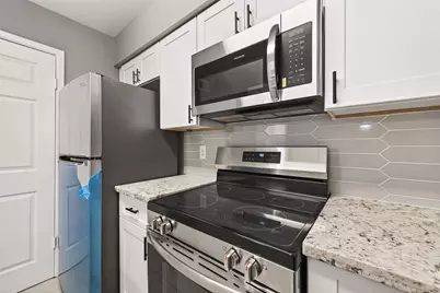 2100 Wilcrest Drive #225, Houston, TX 77042 - Photo 17