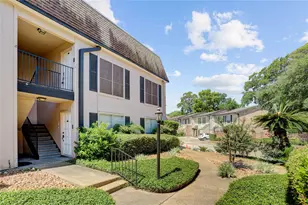 1807 Stoney Brook Dr, Houston, TX 77063 - Photo 1