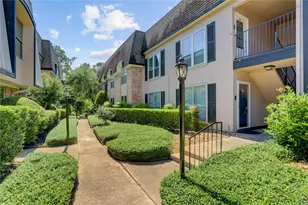 1807 Stoney Brook Dr, Houston, TX 77063 - Photo 3
