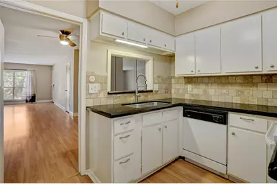 1807 Stoney Brook Drive #204, Houston, TX 77063 - Photo 13