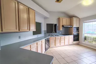 2950 Highland Lakes Dr, Missouri City, TX 77459 - Photo 9