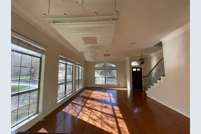 9103 Creekstone Lake Drive, Houston, TX 77054 - Photo 11