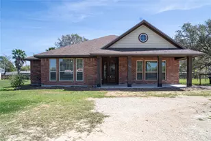 119 Hackberry St, Louise, TX 77455 - Photo 1