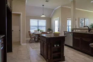 119 Hackberry St, Louise, TX 77455 - Photo 9