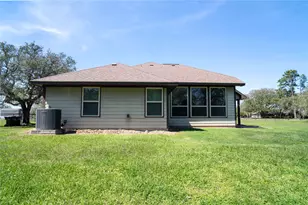 119 Hackberry St, Louise, TX 77455 - Photo 29