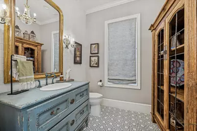 807 N 2nd Street, Bellaire, TX 77401 - Photo 19