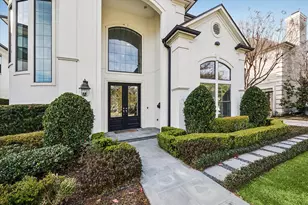 807 N 2nd St, Bellaire, TX 77401 - Photo 3