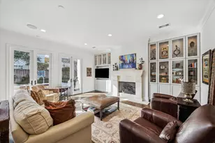 807 N 2nd St, Bellaire, TX 77401 - Photo 11