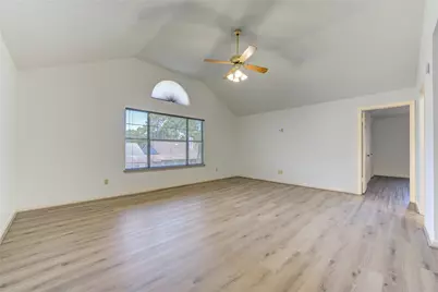 4754 Wynnview Drive, Friendswood, TX 77546 - Photo 33