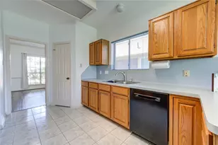 4754 Wynnview Dr, Friendswood, TX 77546 - Photo 11