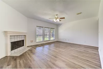 4754 Wynnview Drive, Friendswood, TX 77546 - Photo 15