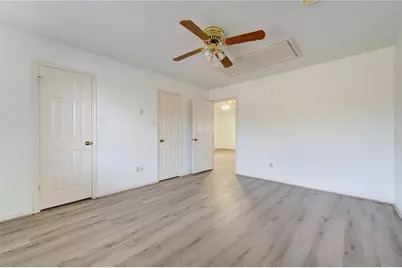 4754 Wynnview Drive, Friendswood, TX 77546 - Photo 39
