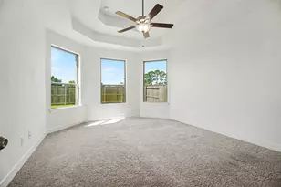 13701 Seneca Lk Dr, Texas City, TX 77510 - Photo 17