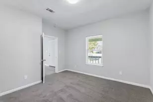 2616 46th St, Dickinson, TX 77539 - Photo 5