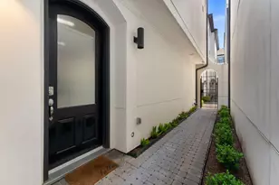 411 W 17th St, Houston, TX 77008 - Photo 11