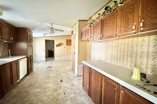 137 Holly Trail, Trinity, TX 75862 - Photo 21