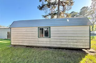 137 Holly Trail, Trinity, TX 75862 - Photo 11