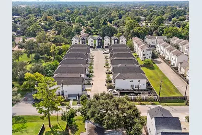 9015 Wellspring Drive, Houston, TX 77080 - Photo 29