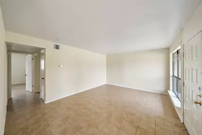 114 Lazy Lane, Sealy, TX 77474 - Photo 11