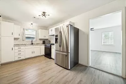 1147 Du Barry Lane #B, Houston, TX 77018 - Photo 3