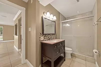 2201 Fountain View Drive #3, Houston, TX 77057 - Photo 15