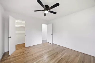 8419 Bluegate Court, Houston, TX 77025 - Photo 13
