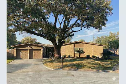 915 Merriman Court, Friendswood, TX 77546 - Photo 1
