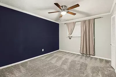 915 Merriman Court, Friendswood, TX 77546 - Photo 11