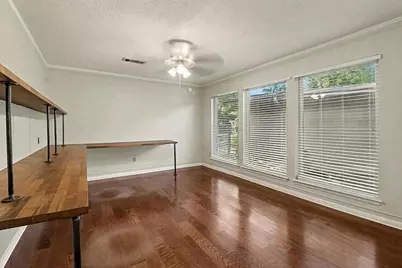 915 Merriman Court, Friendswood, TX 77546 - Photo 7