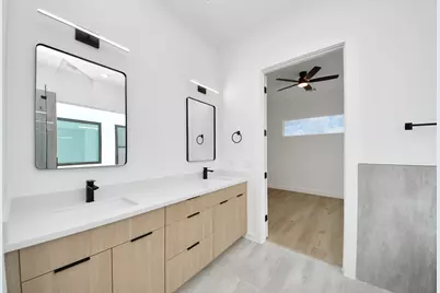 7117 Eastwood St, Houston, TX 77021 - Photo 17
