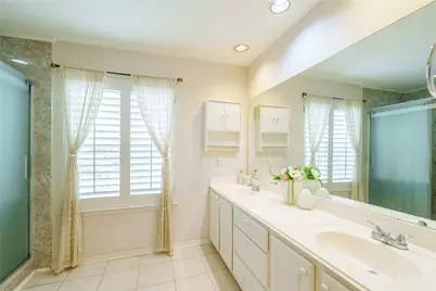 2 Mystic Glade Court, The Woodlands, TX 77382 - Photo 29