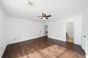 2110 Pepperglen Ct, Missouri City, TX 77489 - Photo 11