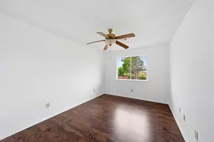 2110 Pepperglen Ct, Missouri City, TX 77489 - Photo 15