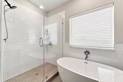 6020 T C Jester Boulevard, Houston, TX 77091 - Photo 17
