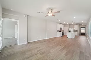 29131 Samuel Gdns Ct, Waller, TX 77484 - Photo 5