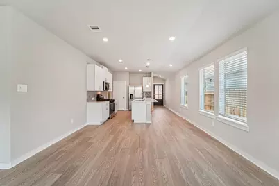 29131 Samuel Gardens Court, Waller, TX 77484 - Photo 7