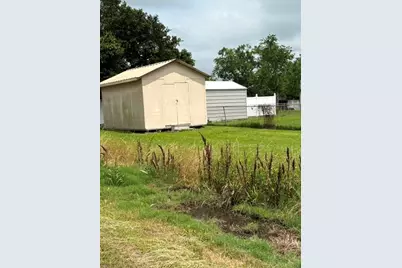 23276 San Jacinto Avenue, Iola, TX 77861 - Photo 3