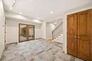 802 Flint River Dr, Houston, TX 77024 - Photo 25